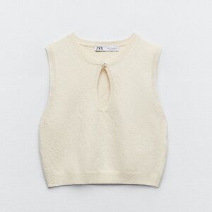 ZARA KNIT TOP WITH OPENING (SOLD OUT)